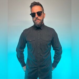 EXPRESS / Black Button Down Dress Shirt with Western Snaps / Medium